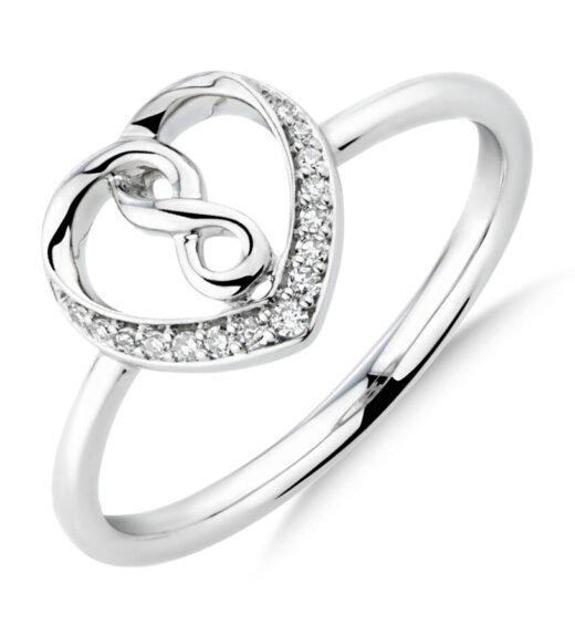 Ravishing 3 in one diamond ring